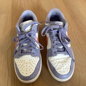 Nike Dunks women’s Size 8